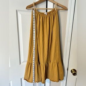 Sundry knit long tier skirt size 1 Fits Small-Medium) mustard
